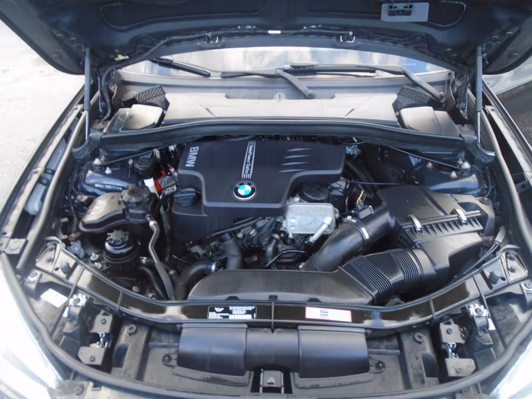 2014 BMW X1 - WBAVL1C55EVY21189 - Image #10