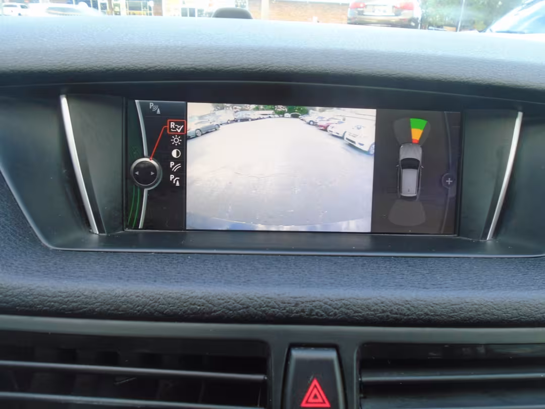 2014 BMW X1 - WBAVL1C55EVY21189 - Image #14