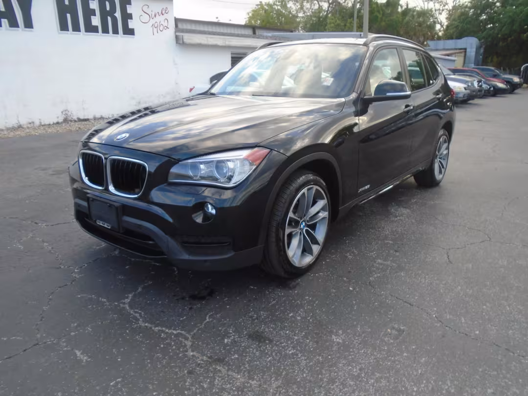 2014 BMW X1 - WBAVL1C55EVY21189 - Image #2