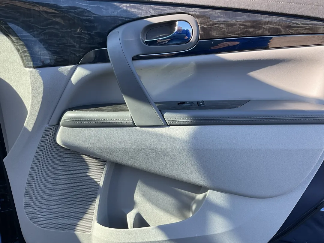 2014 Buick Enclave - 5GAKRBKDXEJ243117 - Image #20