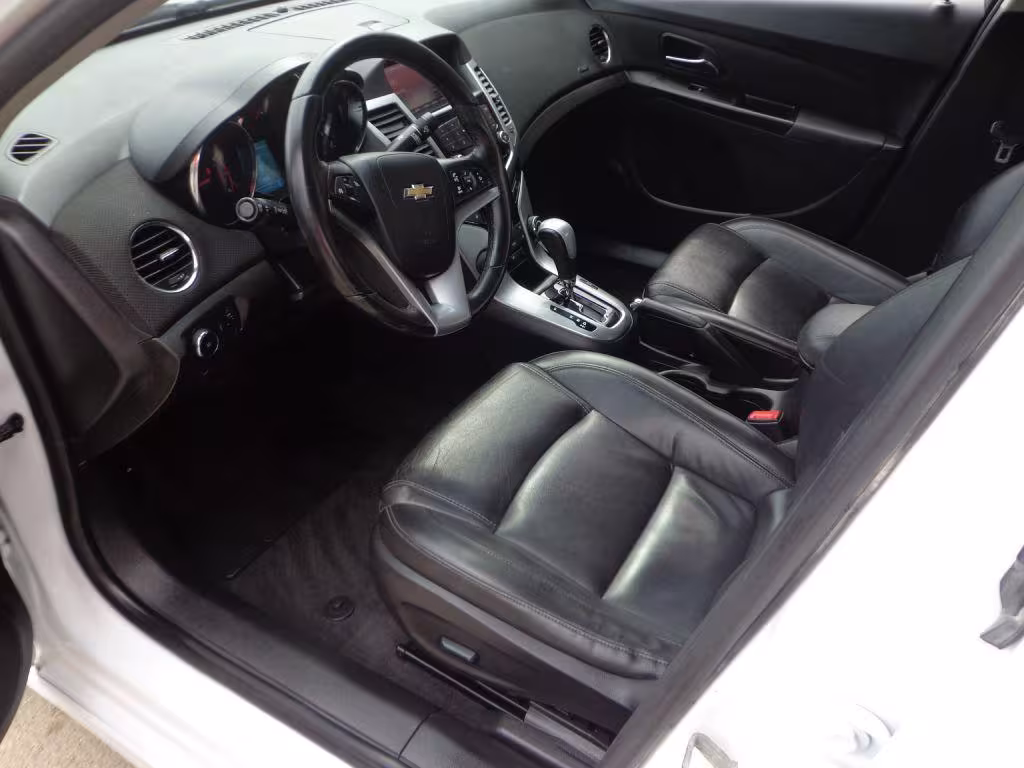 2014 Chevrolet Cruze - 1G1PG5SB2E7411574 - Image #14
