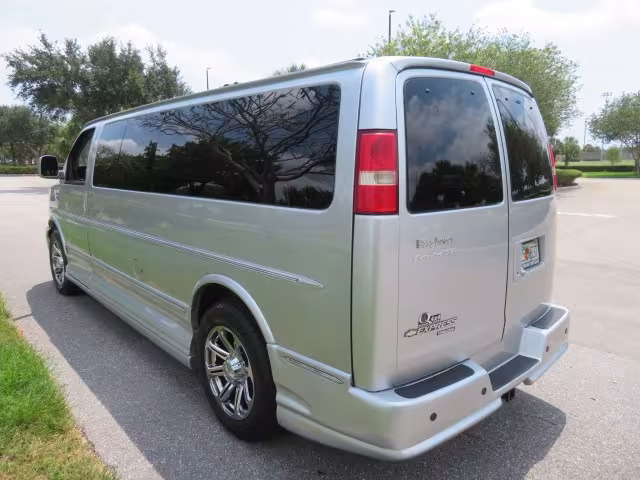 2014 Chevrolet Express - 1GBWGLCG3E1119859 - Image #25
