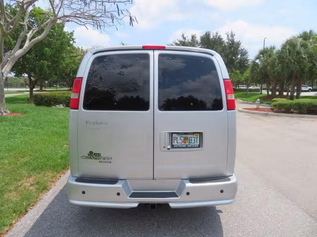 2014 Chevrolet Express - 1GBWGLCG3E1119859 - Image #26