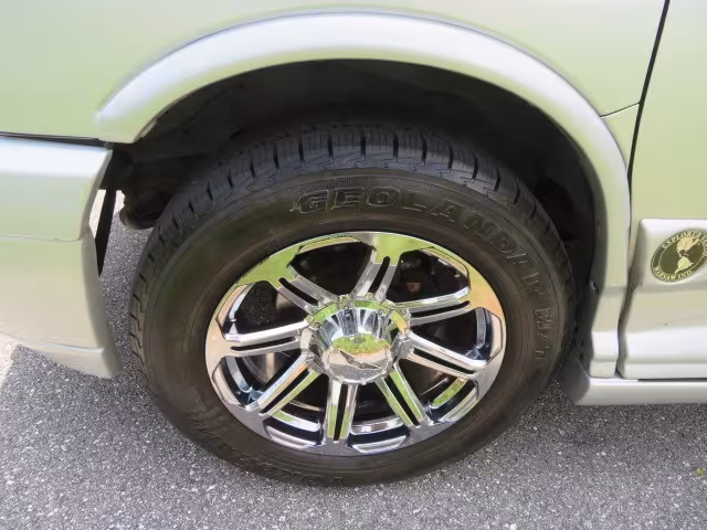 2014 Chevrolet Express - 1GBWGLCG3E1119859 - Image #33