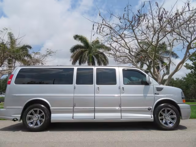 2014 Chevrolet Express - 1GBWGLCG3E1119859 - Image #5