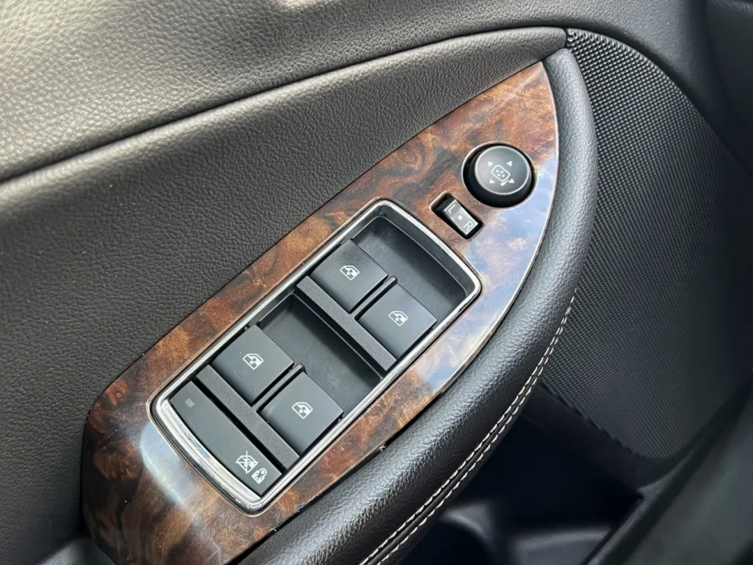 2014 Chevrolet Impala - 2G1155S34E9176226 - Image #30