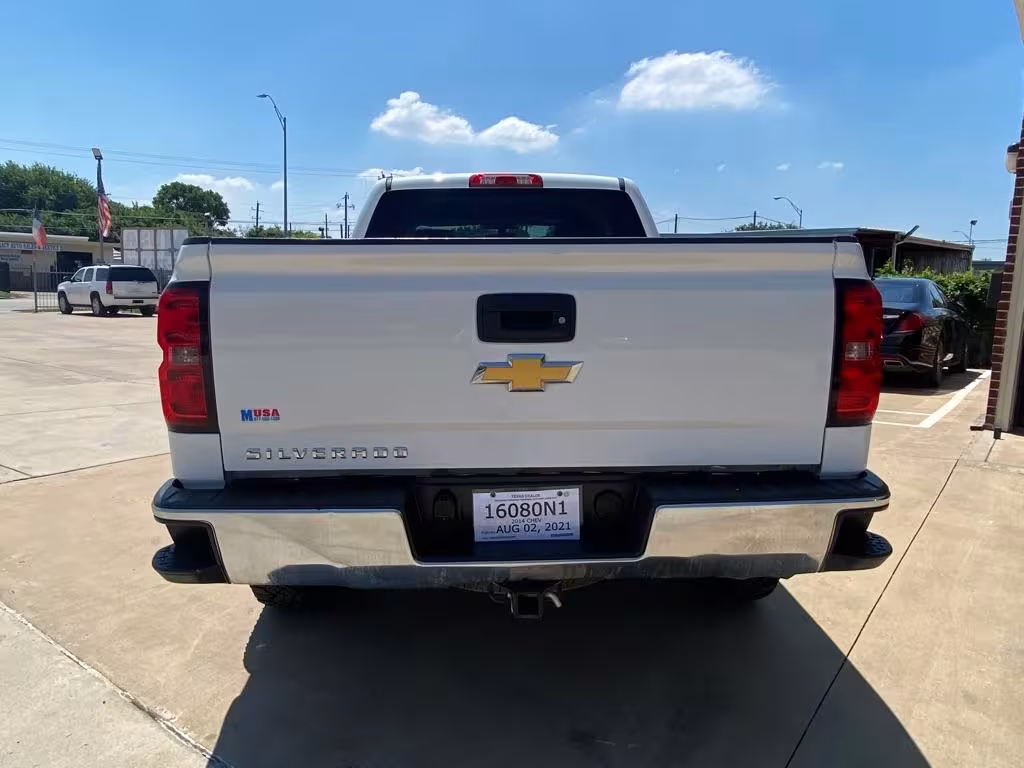 2014 Chevrolet Silverado 1500 - 1GCRCPEH0EZ252369 - Image #6