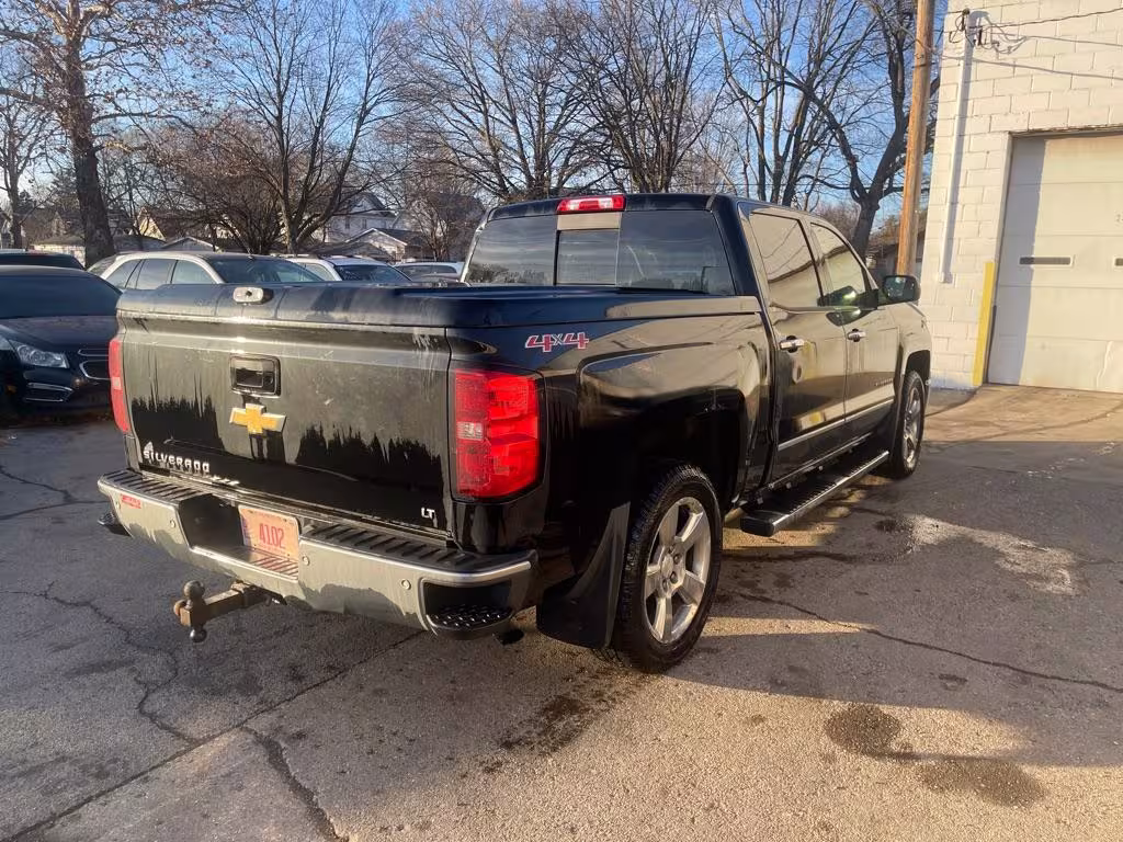 2014 Chevrolet Silverado 1500 - 3GCUKREC6EG156680 - Image #3