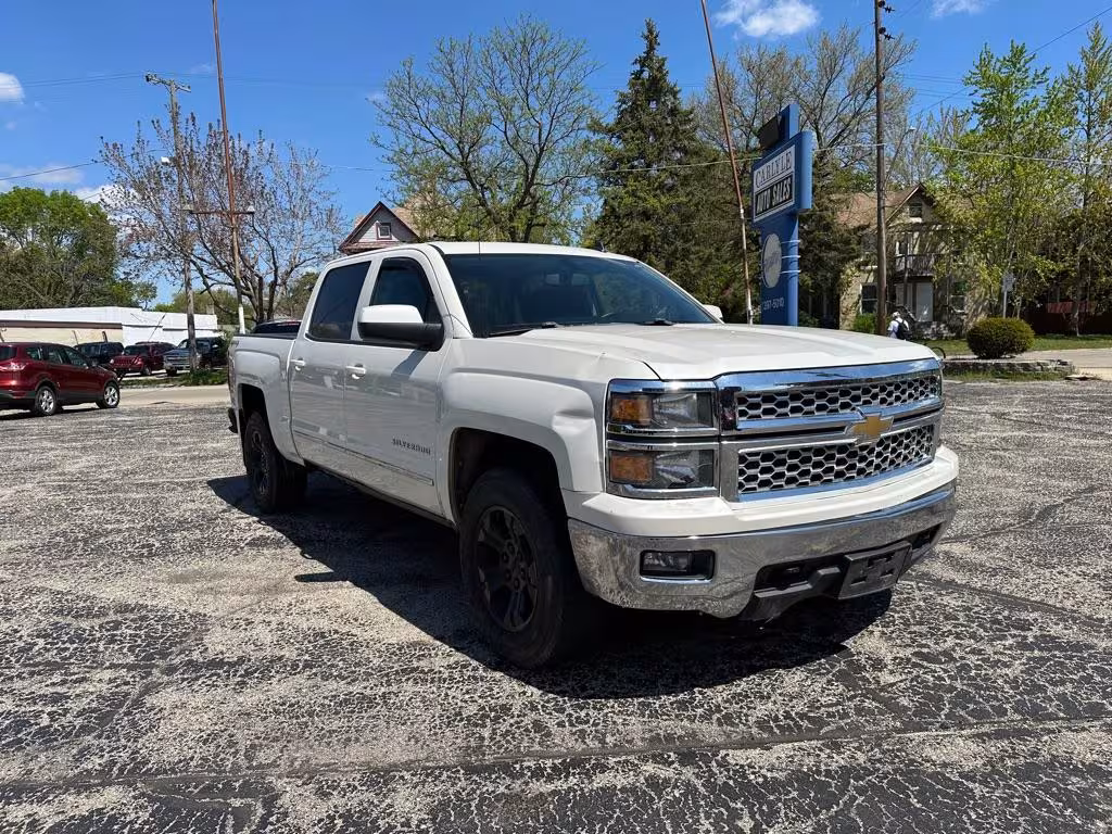 2014 Chevrolet Silverado 1500 - 3GCUKREC9EG485678 - Image #1