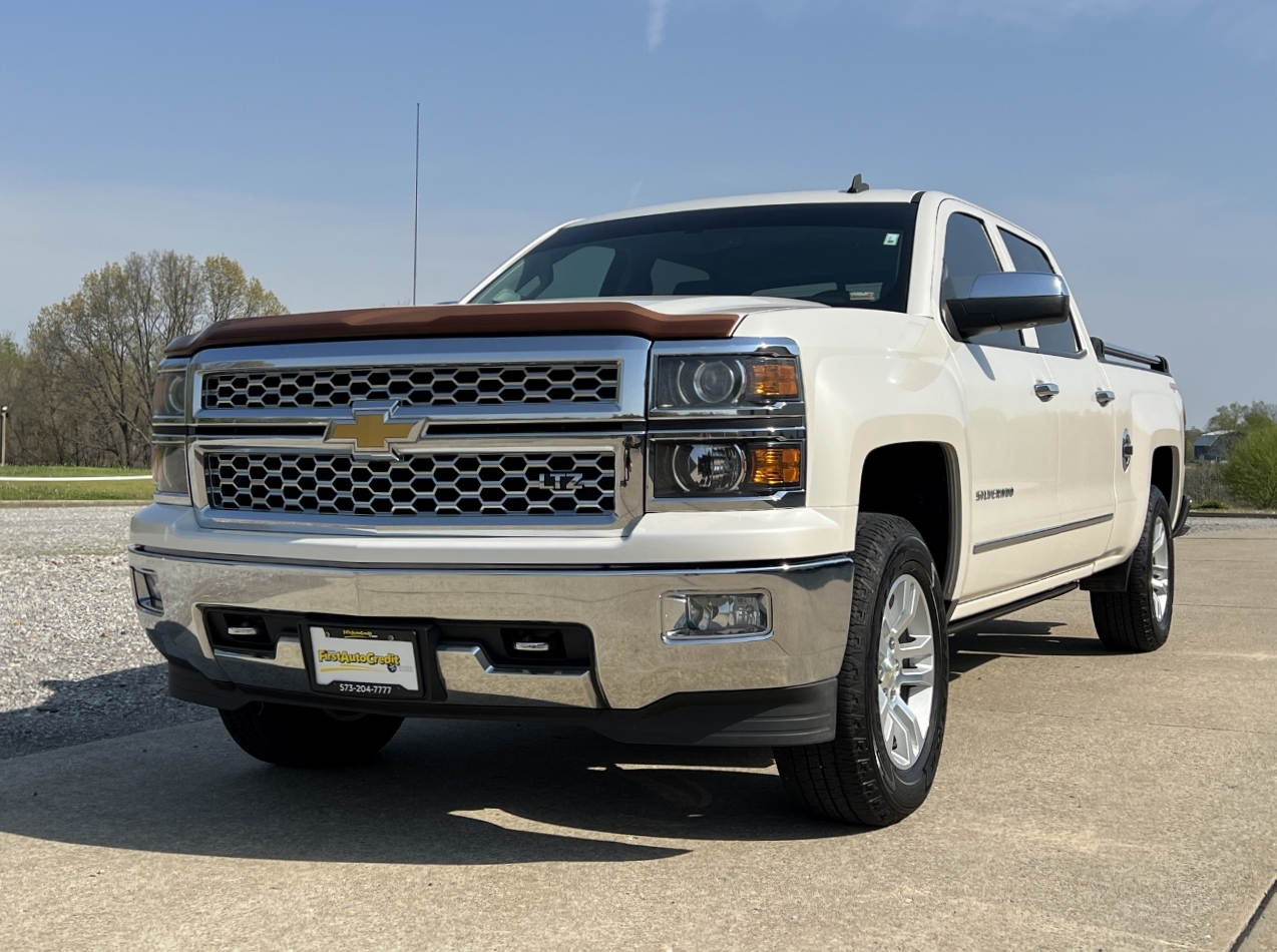 2014 Chevrolet Silverado 1500 - 3GCUKSEJ6EG463837 - Image #11
