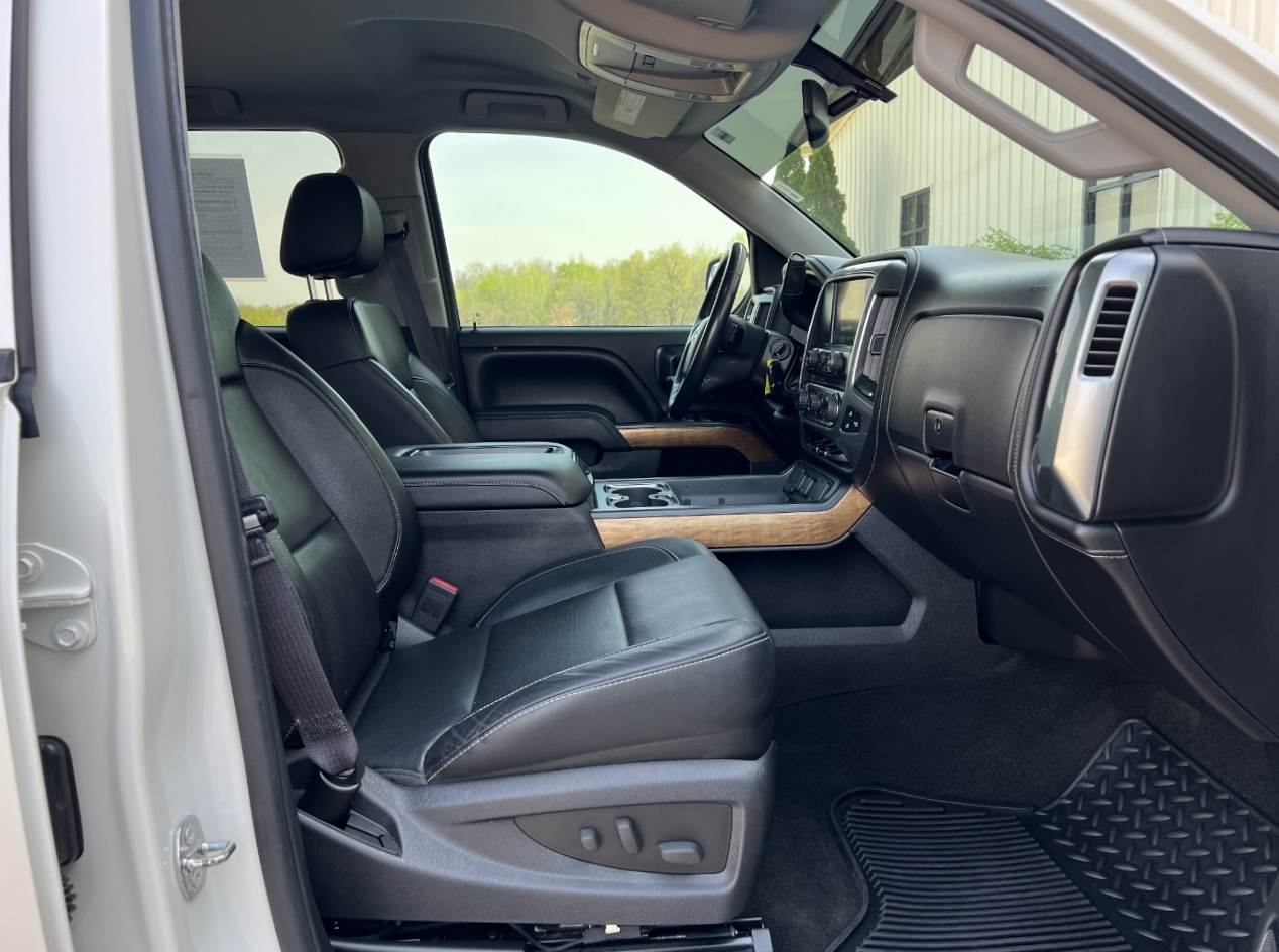 2014 Chevrolet Silverado 1500 - 3GCUKSEJ6EG463837 - Image #21
