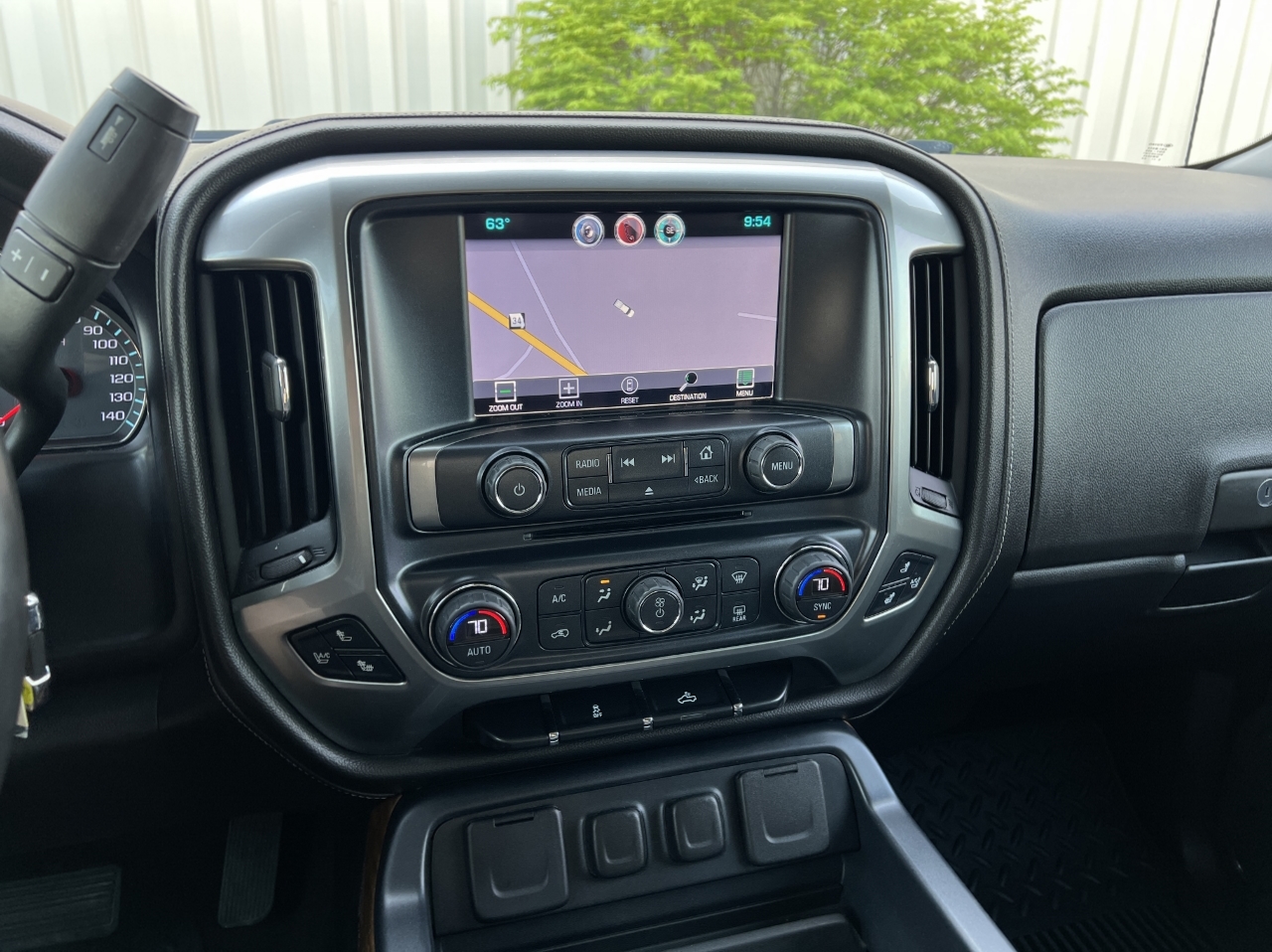 2014 Chevrolet Silverado 1500 - 3GCUKSEJ6EG463837 - Image #29