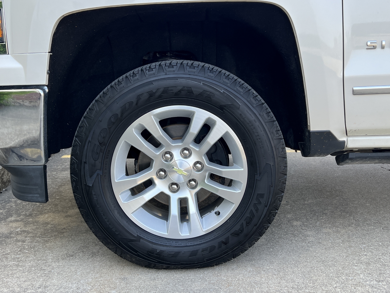 2014 Chevrolet Silverado 1500 - 3GCUKSEJ6EG463837 - Image #38