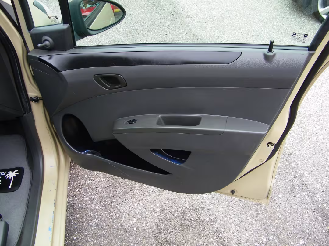 2014 Chevrolet Spark - KL8CA6S91EC434340 - Image #12