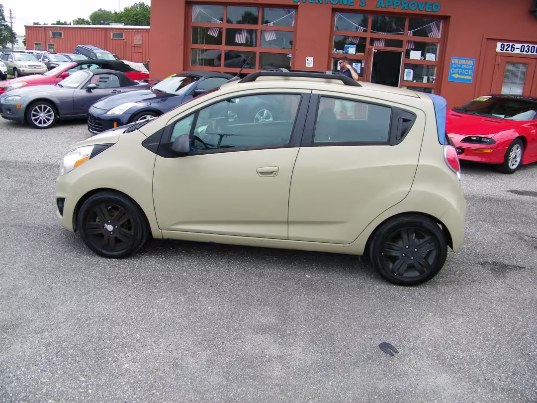 2014 Chevrolet Spark - KL8CA6S91EC434340 - Image #2