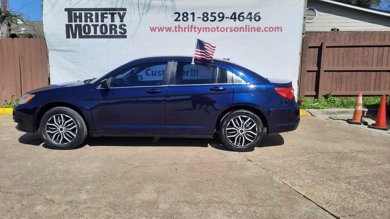 2014 Chrysler 200 - 1C3CCBAB6EN121713 - Image #1