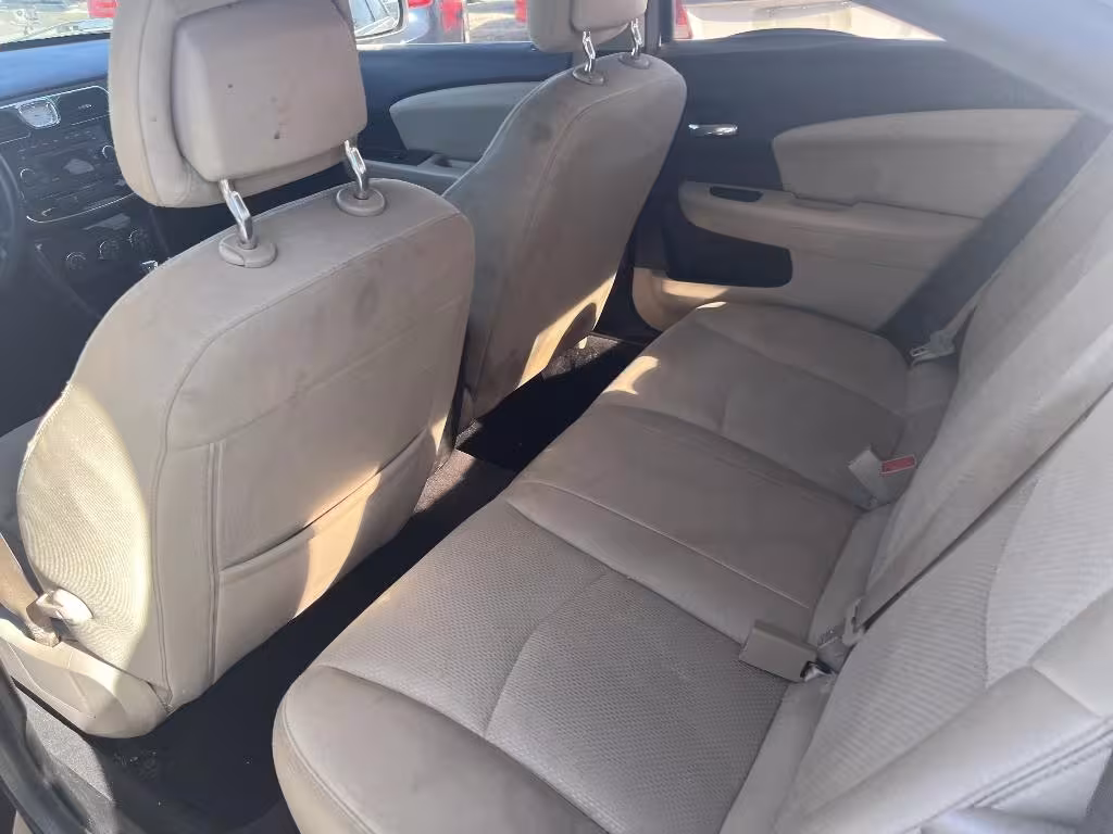 2014 Chrysler 200 - 1C3CCBBG2EN144707 - Image #3