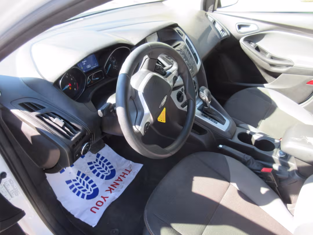 2014 Ford Focus - 1FADP3F23EL130812 - Image #1
