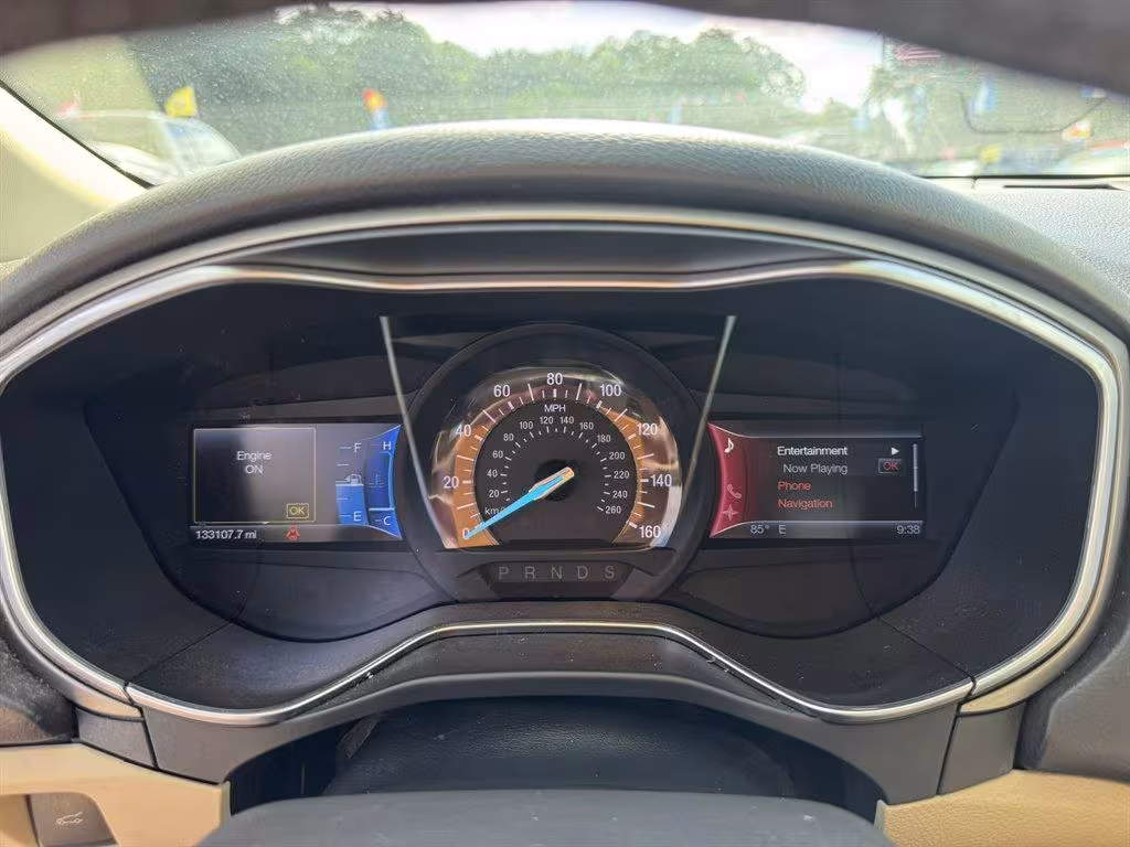 2014 Ford Fusion - 3FA6P0HD5ER106924 - Image #11