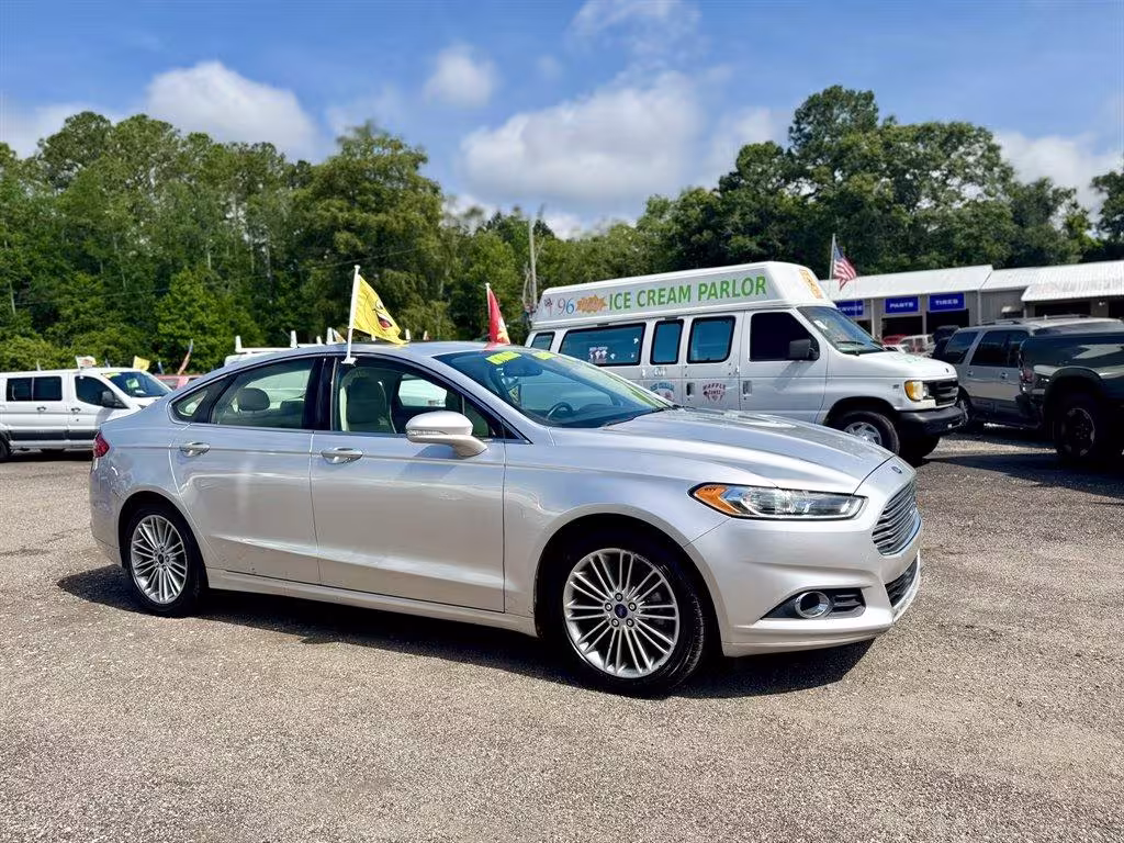 2014 Ford Fusion - 3FA6P0HD5ER106924 - Image #3