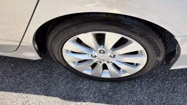 2014 Honda Accord - 1HGCR2F81EA221203 - Image #16