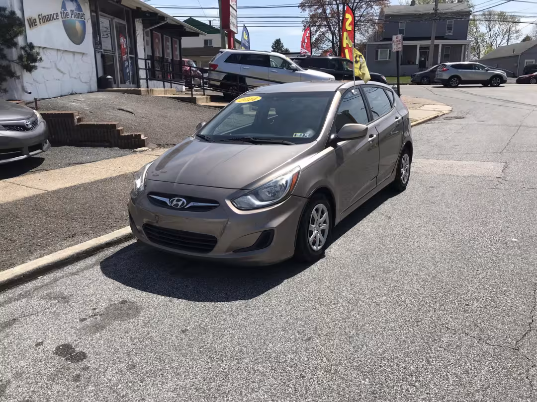 2014 Hyundai Accent - KMHCT5AE9EU179985 - Image #3