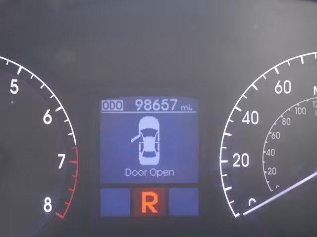 2014 Hyundai Genesis - KMHGC4DD6EU264541 - Image #32