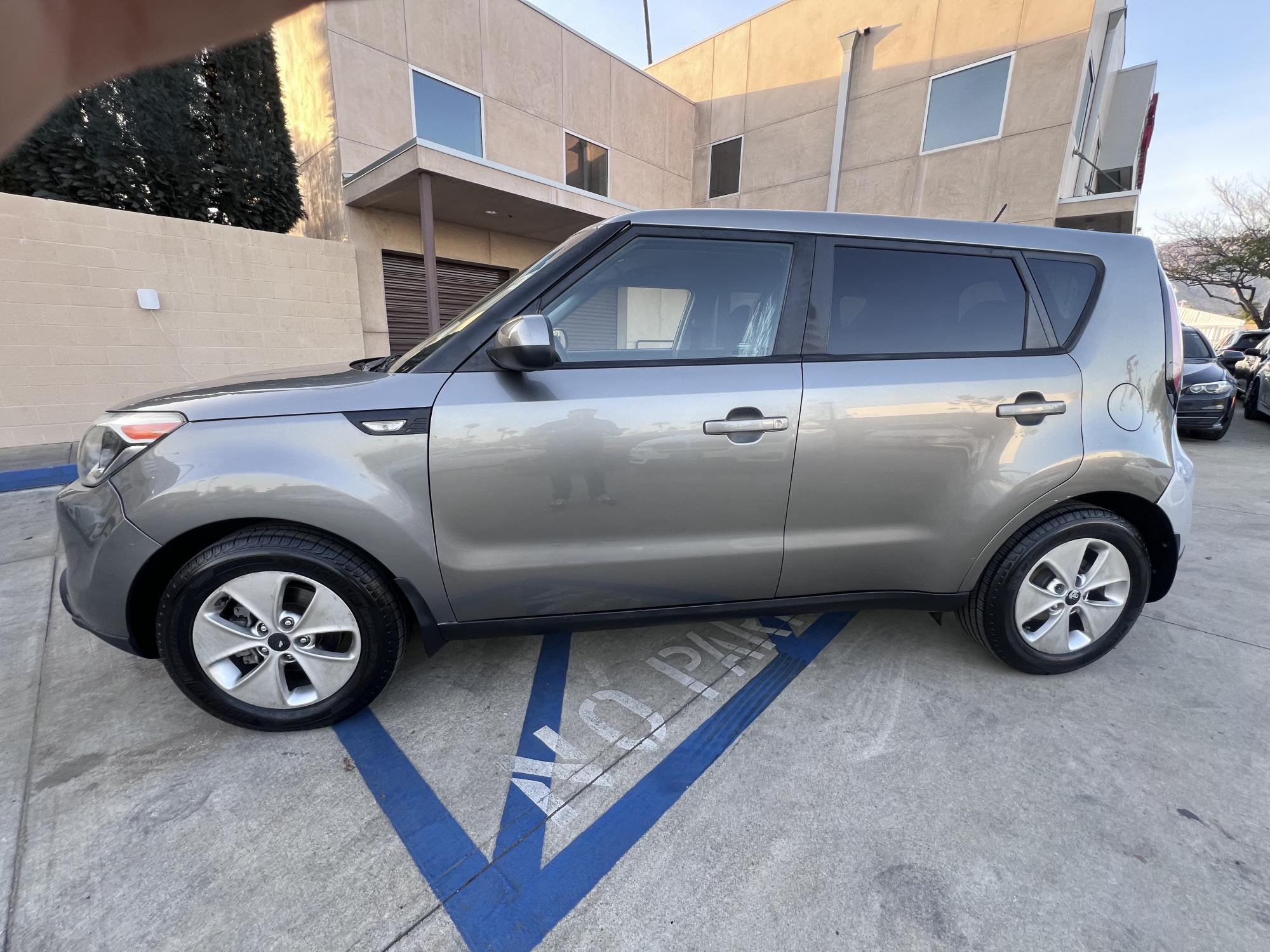 2014 Kia Soul - KNDJN2A29E7022434 - Image #3