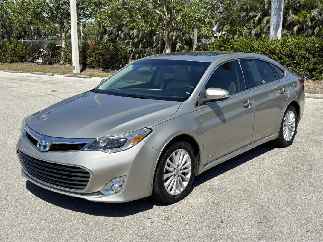 2014 Toyota Avalon Hybrid - 4T1BD1EB6EU023386 - Image #2