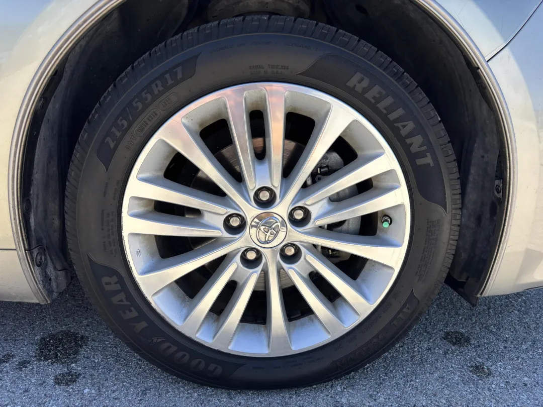 2014 Toyota Avalon Hybrid - 4T1BD1EB6EU023386 - Image #40