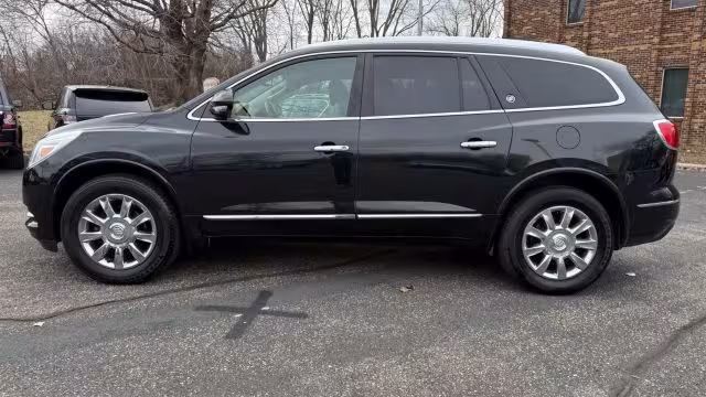 2015 Buick Enclave - 5GAKVCKD0FJ323836 - Image #2