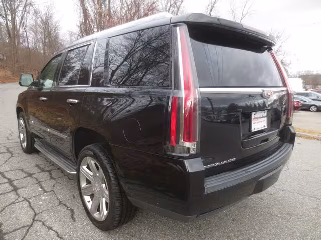 2015 Cadillac Escalade - 1GYS4MKJ7FR657015 - Image #4