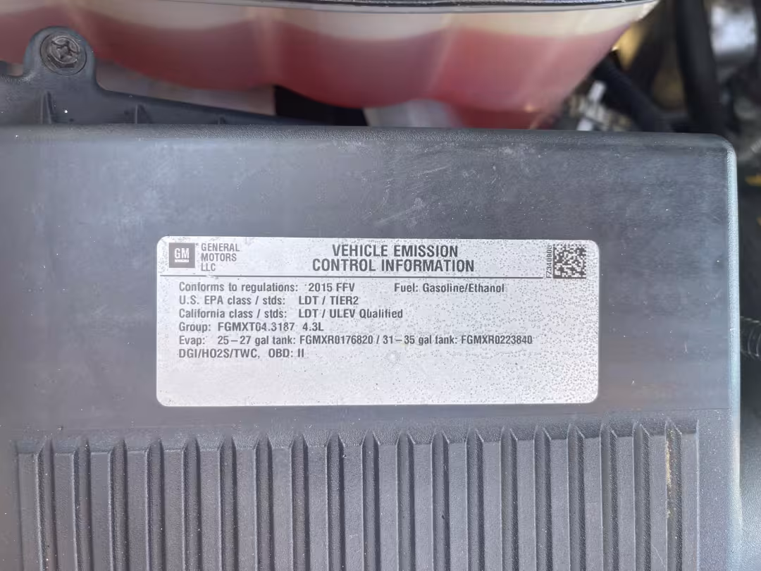 2015 Chevrolet Silverado 1500 - 1GCNKPEH8FZ340900 - Image #12