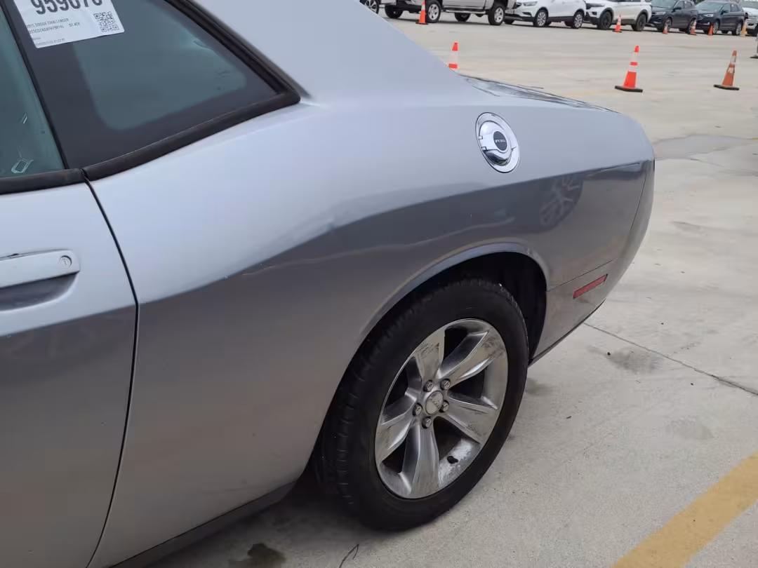 2015 Dodge Challenger - 2C3CDZAGXFH798145 - Image #18