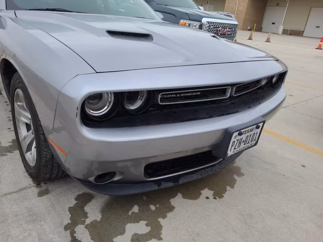 2015 Dodge Challenger - 2C3CDZAGXFH798145 - Image #22