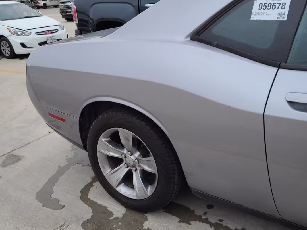 2015 Dodge Challenger - 2C3CDZAGXFH798145 - Image #23