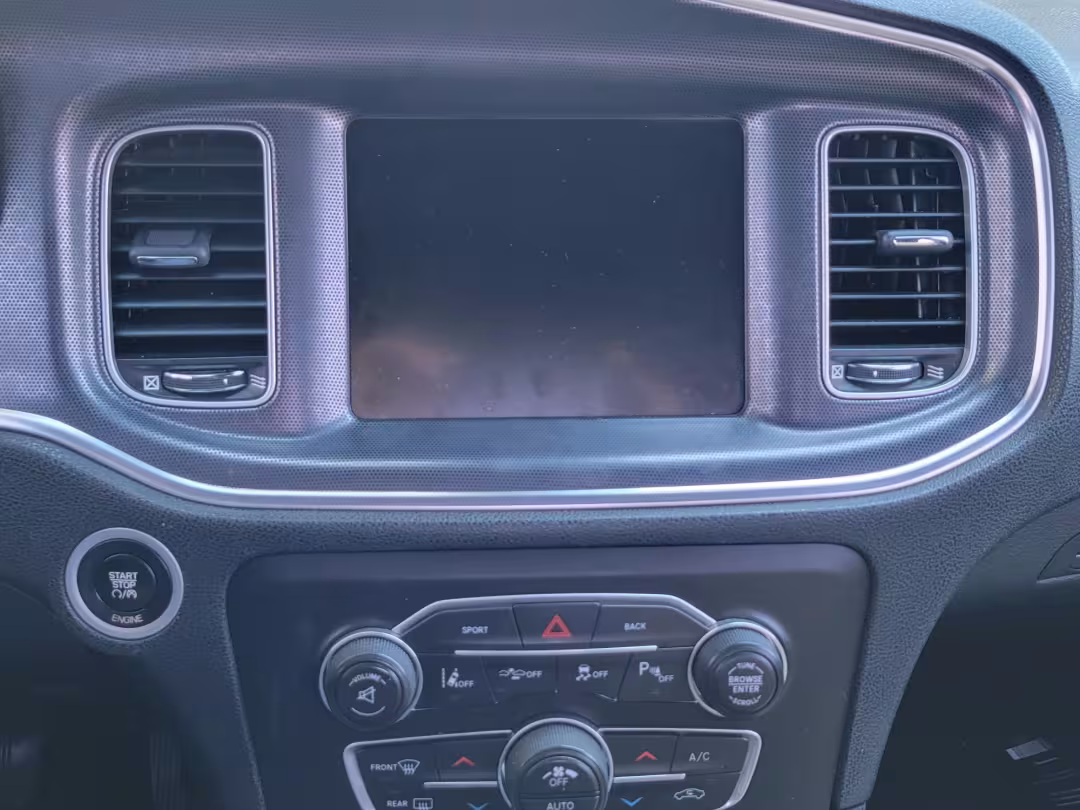 2015 Dodge Charger - 2C3CDXCTXFH879662 - Image #10
