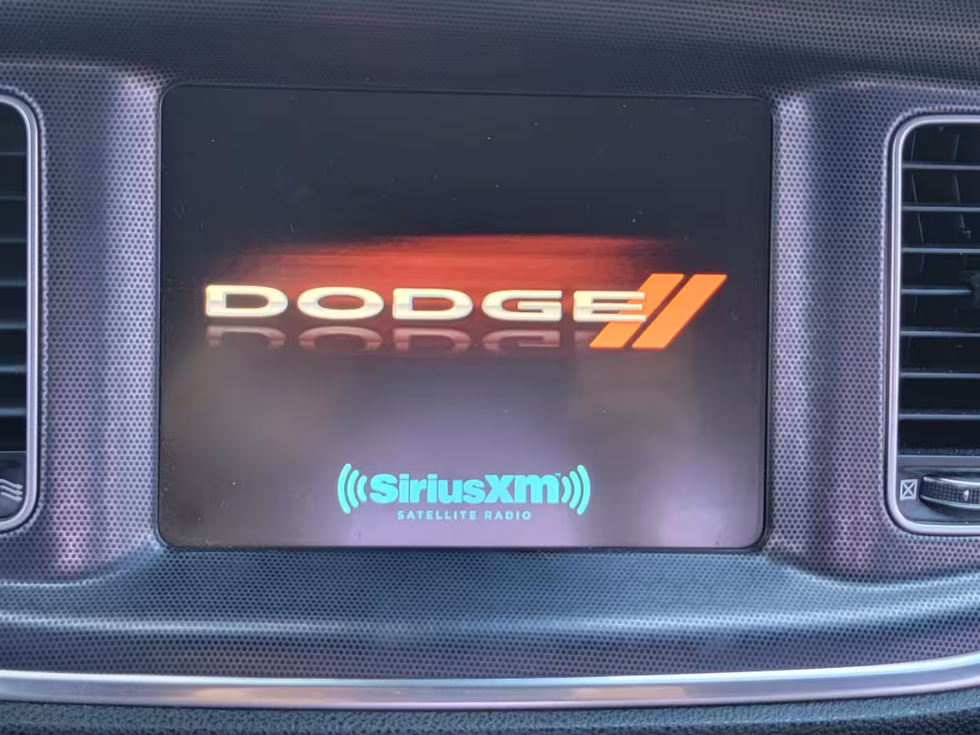 2015 Dodge Charger - 2C3CDXCTXFH879662 - Image #19