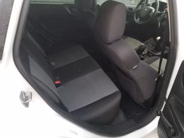 2015 Ford Fiesta - 3FADP4TJXFM158902 - Image #10