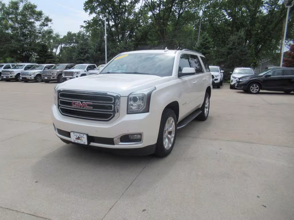 2015 GMC Yukon - 1GKS2BKCXFR569825 - Image #1