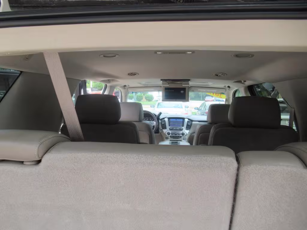 2015 GMC Yukon - 1GKS2BKCXFR569825 - Image #16