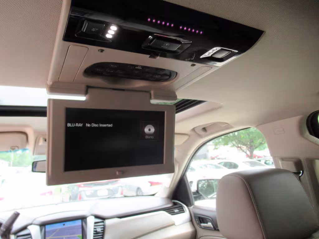 2015 GMC Yukon - 1GKS2BKCXFR569825 - Image #19