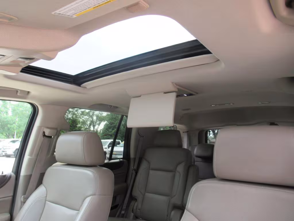 2015 GMC Yukon - 1GKS2BKCXFR569825 - Image #21