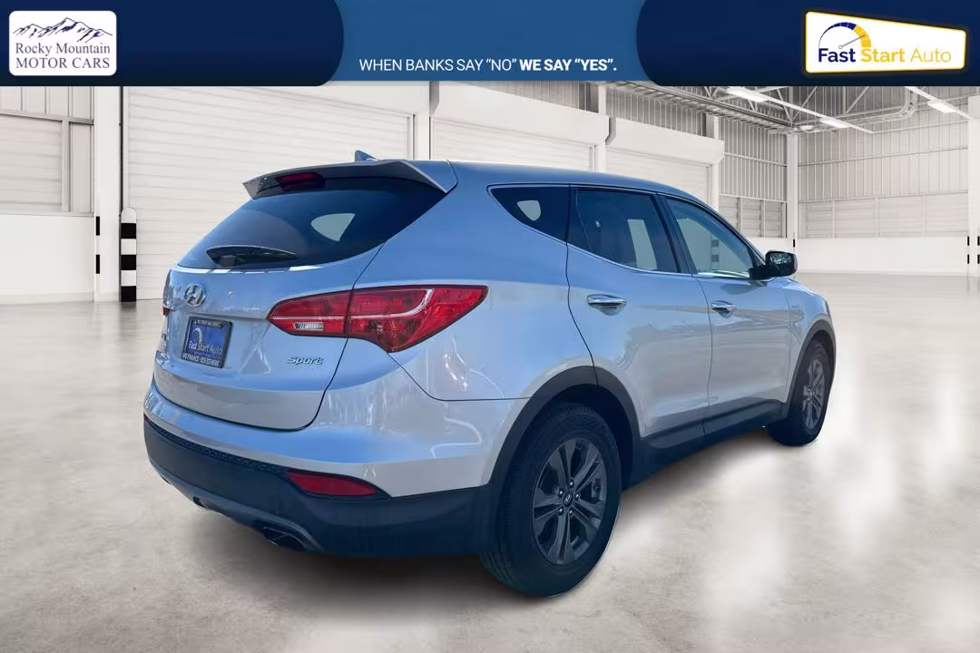 2015 Hyundai Santa Fe - 5XYZT3LB1FG277997 - Image #3
