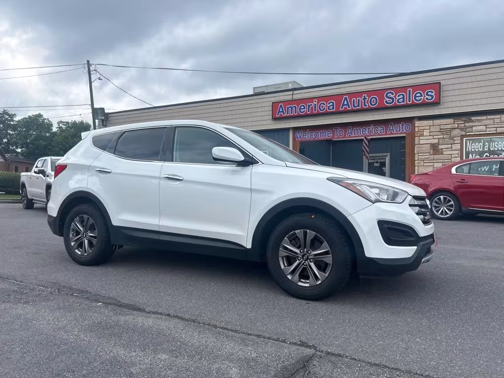 2015 Hyundai Santa Fe - 5XYZTDLB6FG269187 - Image #1