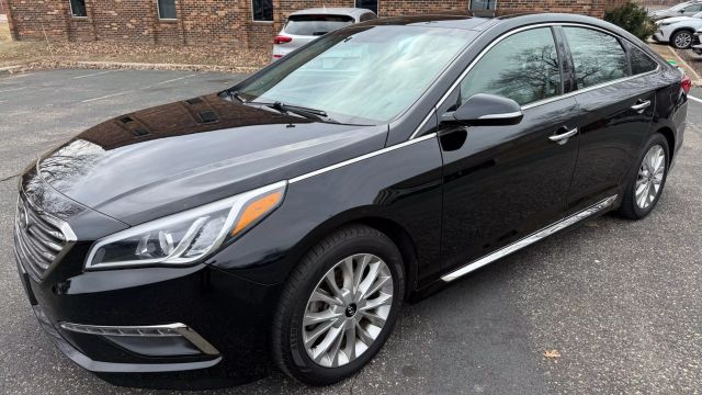 2015 Hyundai Sonata - 5NPE34AF7FH051756 - Image #1
