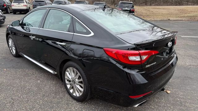 2015 Hyundai Sonata - 5NPE34AF7FH051756 - Image #3