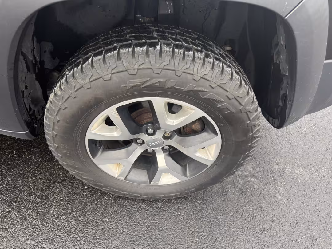 2015 Jeep Cherokee - 1C4PJMBB4FW776283 - Image #26