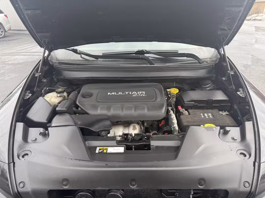 2015 Jeep Cherokee - 1C4PJMBB4FW776283 - Image #3