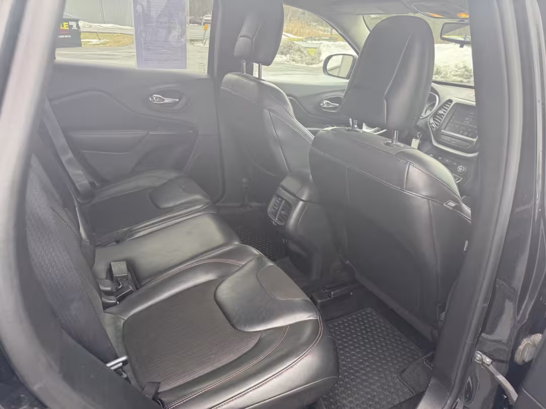 2015 Jeep Cherokee - 1C4PJMBB4FW776283 - Image #37